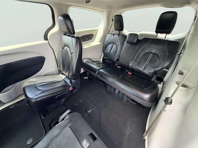 2017 Chrysler Pacifica Touring 4dr Wagon - 23038740 - 25