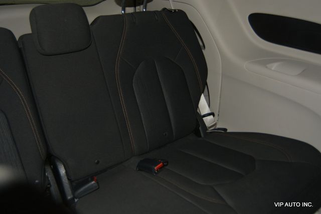 2017 Chrysler Pacifica Touring 4dr Wagon - 22975883 - 26