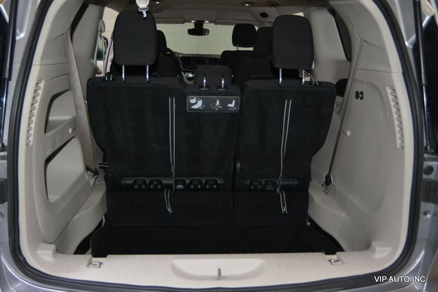 2017 Chrysler Pacifica Touring 4dr Wagon - 22975883 - 36