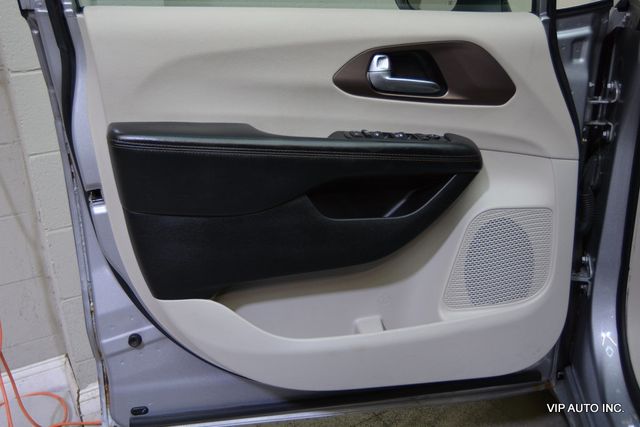 2017 Chrysler Pacifica Touring 4dr Wagon - 22975883 - 6