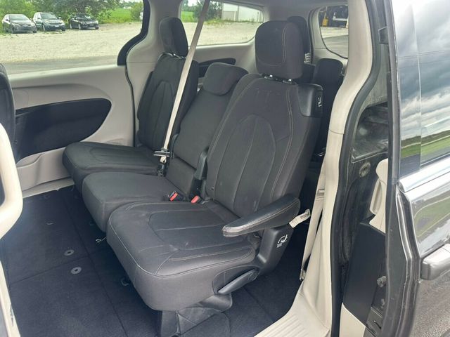 2017 Chrysler Pacifica Touring 4dr Wagon - 23017184 - 9