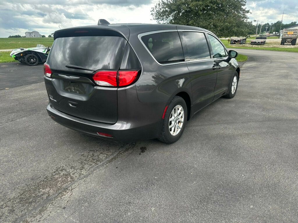 2017 Chrysler Pacifica Touring 4dr Wagon - 23017184 - 4