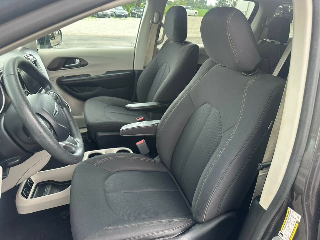 2017 Chrysler Pacifica Touring 4dr Wagon - 23017184 - 8