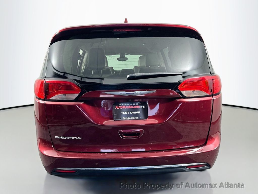 2017 Chrysler Pacifica Touring-L - 22489884 - 5