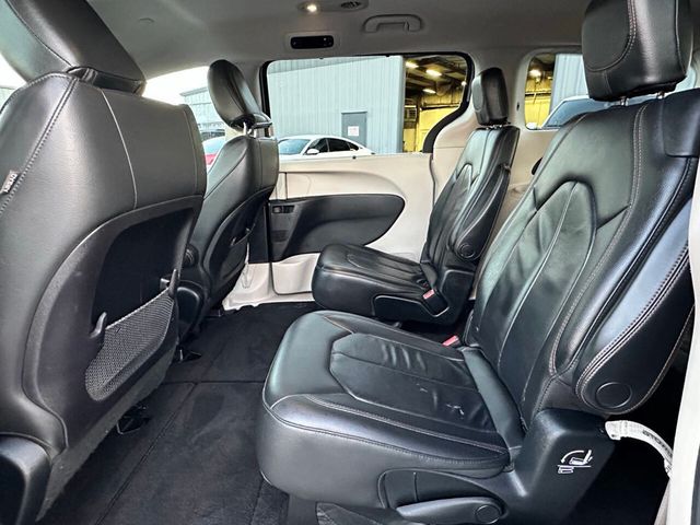 2017 Chrysler Pacifica Touring L 4dr Mini Van - 22855916 - 14