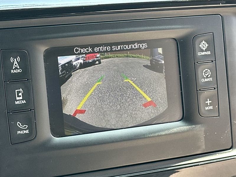 2017 Chrysler Pacifica Touring-L 4dr Wagon - 23035026 - 16