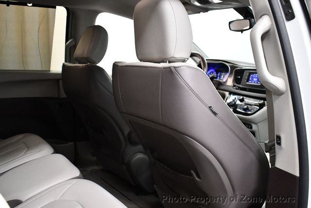 2017 Chrysler Pacifica Touring-L 4dr Wagon - 23006476 - 14