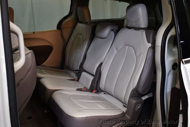 2017 Chrysler Pacifica Touring-L 4dr Wagon - 23006476 - 19