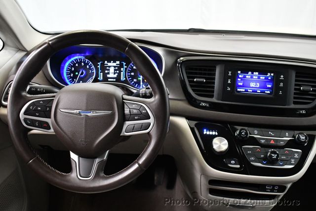 2017 Chrysler Pacifica Touring-L 4dr Wagon - 23006476 - 26