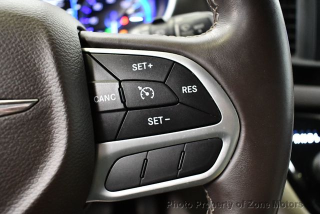 2017 Chrysler Pacifica Touring-L 4dr Wagon - 23006476 - 33