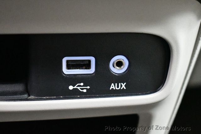 2017 Chrysler Pacifica Touring-L 4dr Wagon - 23006476 - 42