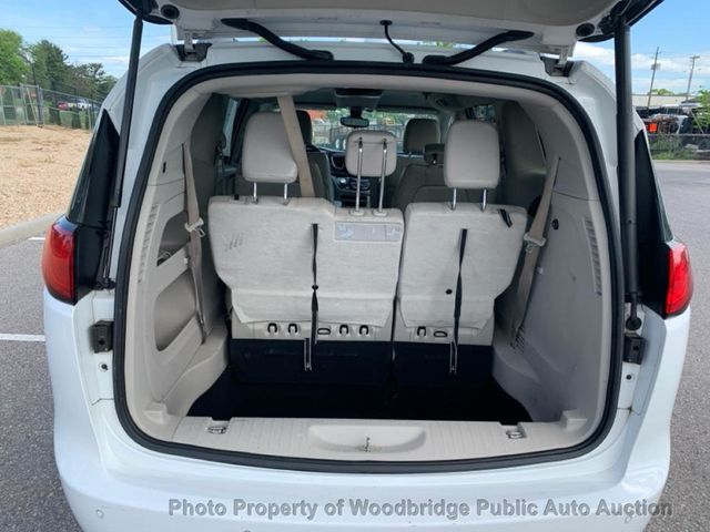 2017 Chrysler Pacifica Touring-L 4dr Wagon - 23017492 - 13