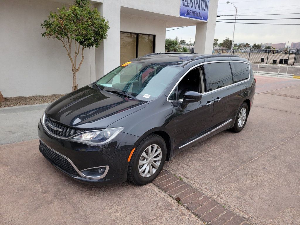 2017 Chrysler Pacifica Touring-L 4dr Wagon - 22373493 - 0