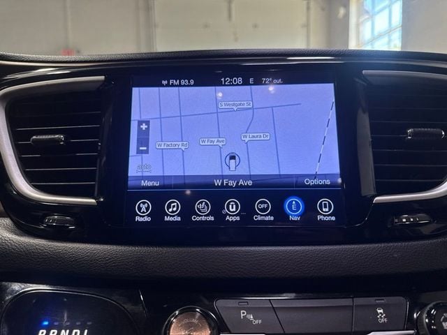 2017 Chrysler Pacifica Touring-L 4dr Wagon - 23039581 - 18