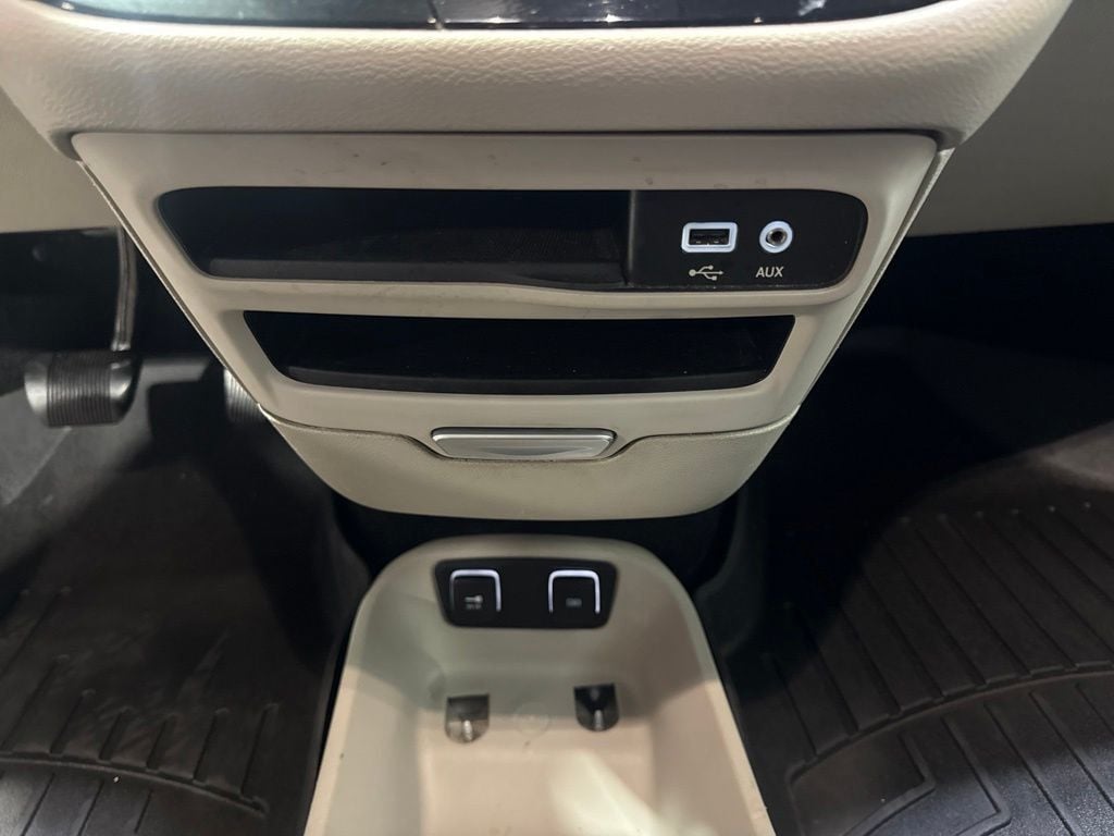 2017 Chrysler Pacifica Touring-L 4dr Wagon - 23039581 - 21