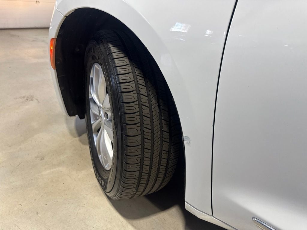 2017 Chrysler Pacifica Touring-L 4dr Wagon - 23039581 - 2