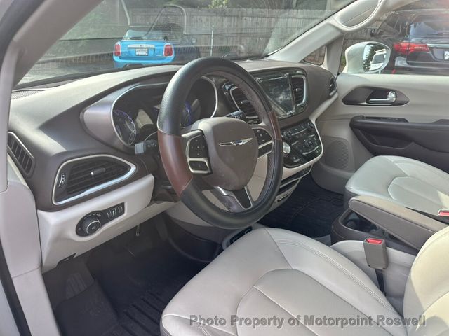 2017 Chrysler Pacifica Touring-L 4dr Wagon - 23027637 - 8