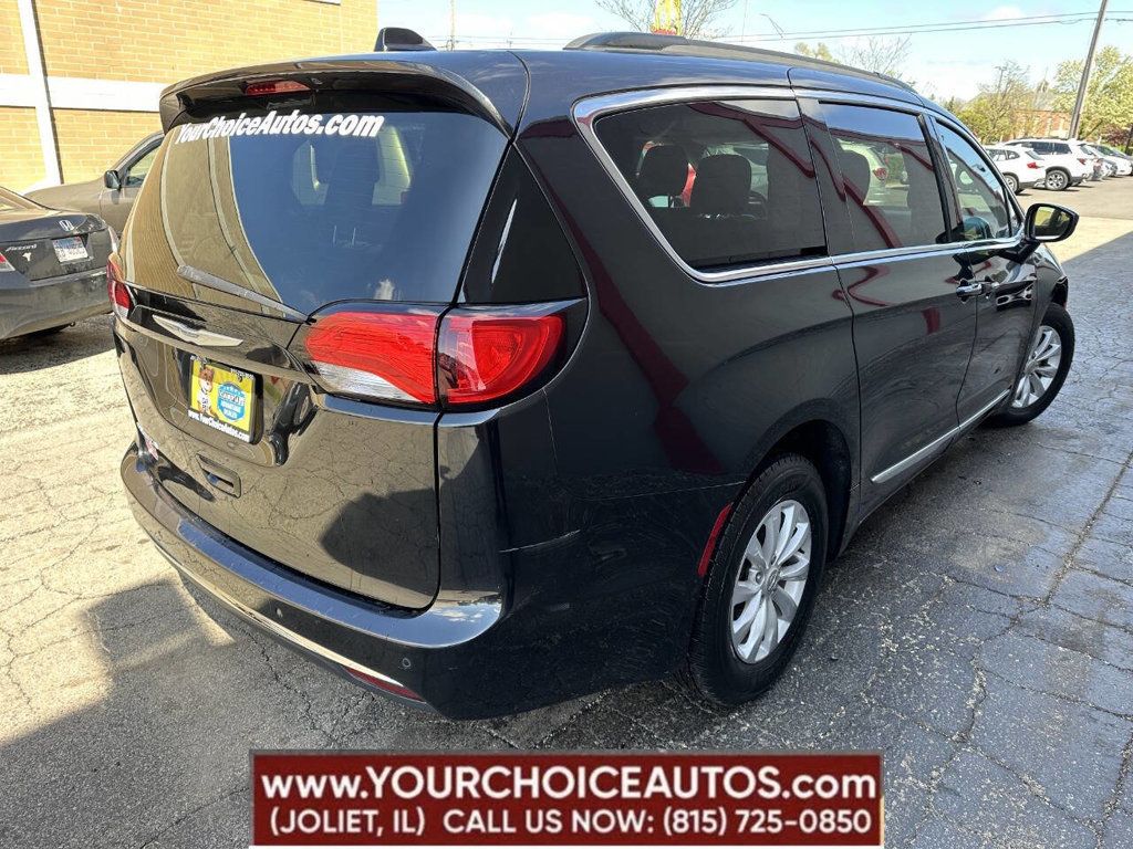 2017 Chrysler Pacifica Touring-L 4dr Wagon - 22833703 - 9
