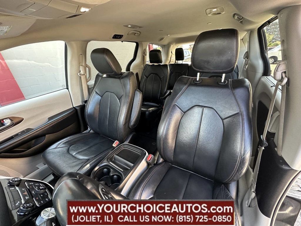 2017 Chrysler Pacifica Touring-L 4dr Wagon - 22833703 - 18