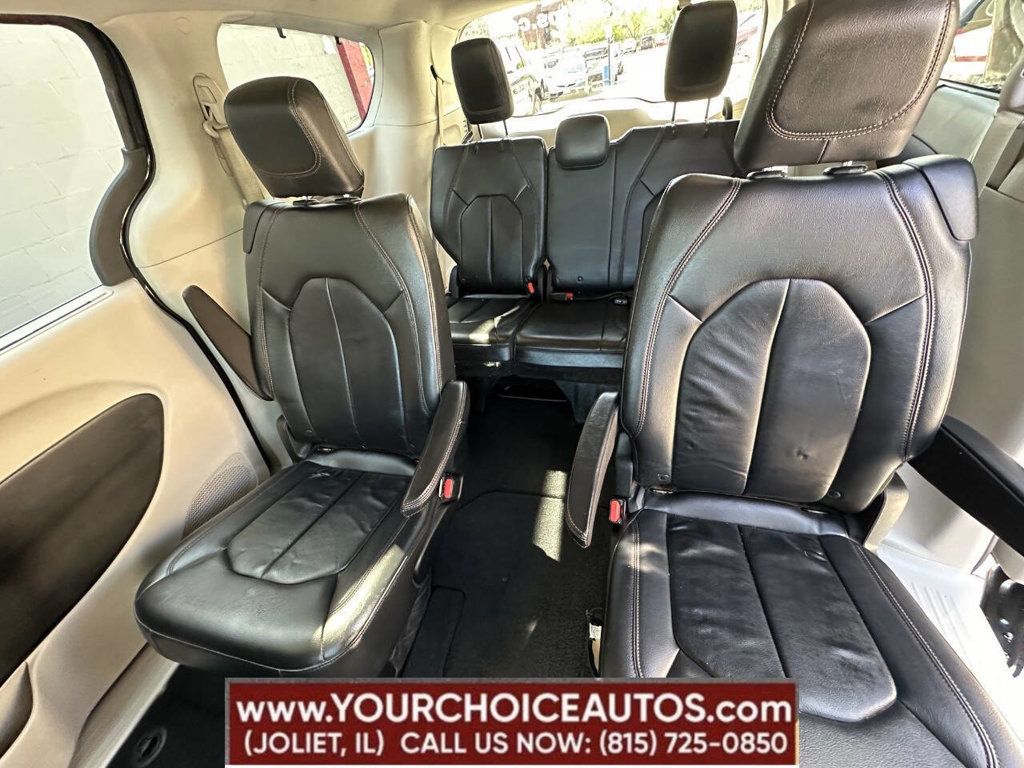 2017 Chrysler Pacifica Touring-L 4dr Wagon - 22833703 - 20