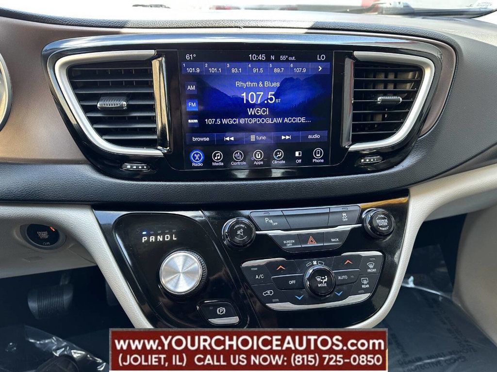 2017 Chrysler Pacifica Touring-L 4dr Wagon - 22833703 - 44
