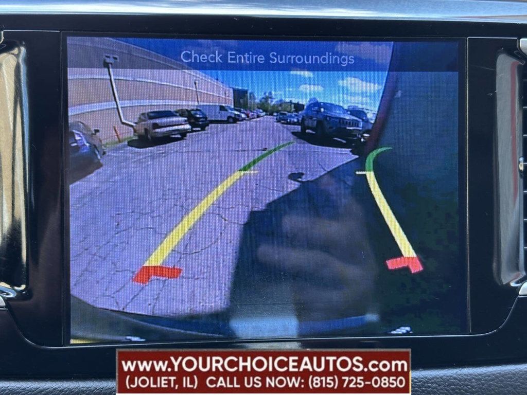 2017 Chrysler Pacifica Touring-L 4dr Wagon - 22833703 - 46