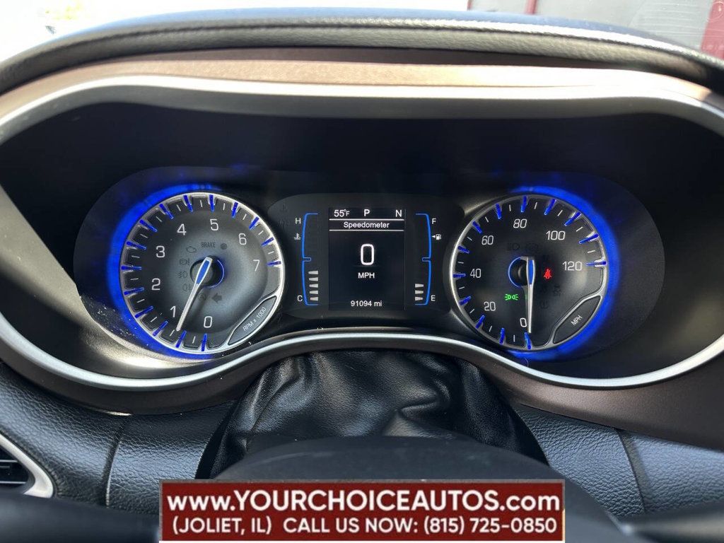 2017 Chrysler Pacifica Touring-L 4dr Wagon - 22833703 - 59