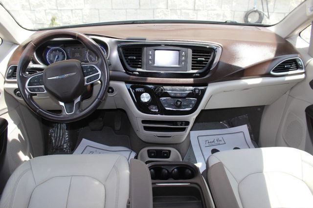 2017 Chrysler Pacifica Touring-L 4dr Wagon - 22871227 - 12