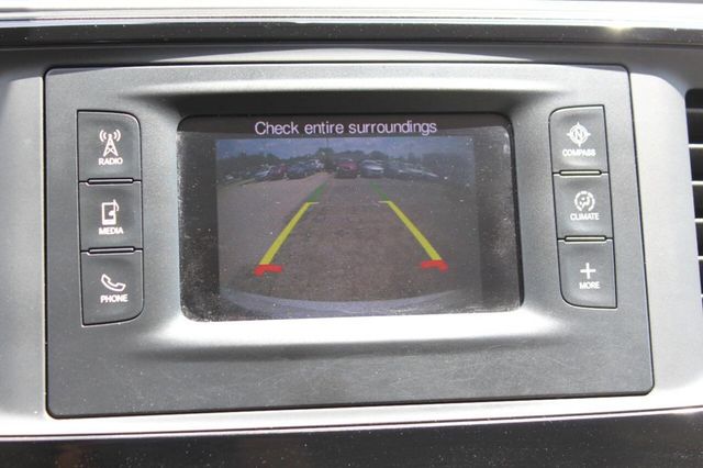 2017 Chrysler Pacifica Touring-L 4dr Wagon - 22871227 - 18