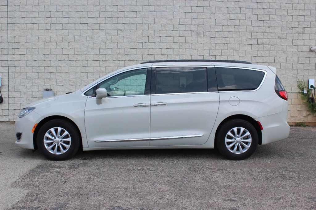 2017 Chrysler Pacifica Touring-L 4dr Wagon - 22871227 - 1