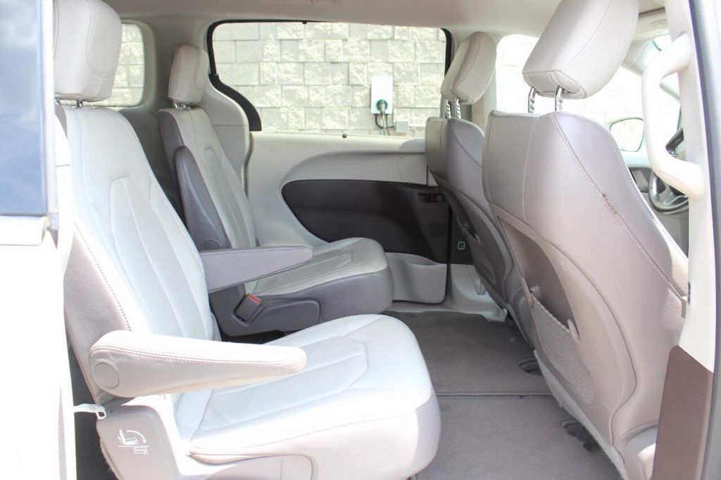 2017 Chrysler Pacifica Touring-L 4dr Wagon - 22871227 - 22
