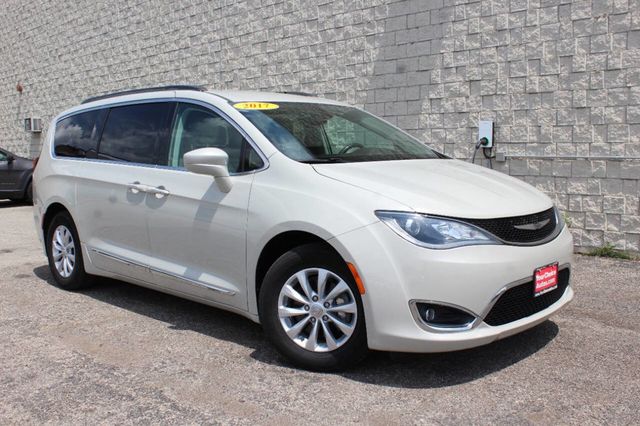 2017 Chrysler Pacifica Touring-L 4dr Wagon - 22871227 - 7