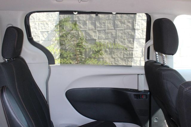 2017 Chrysler Pacifica Touring-L 4dr Wagon - 22914809 - 18