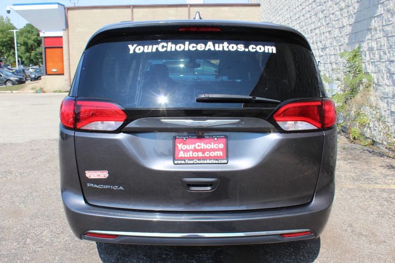 2017 Chrysler Pacifica Touring-L 4dr Wagon - 22914809 - 3