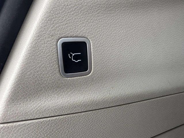 2017 Chrysler Pacifica Touring-L 4dr Wagon - 23012858 - 10