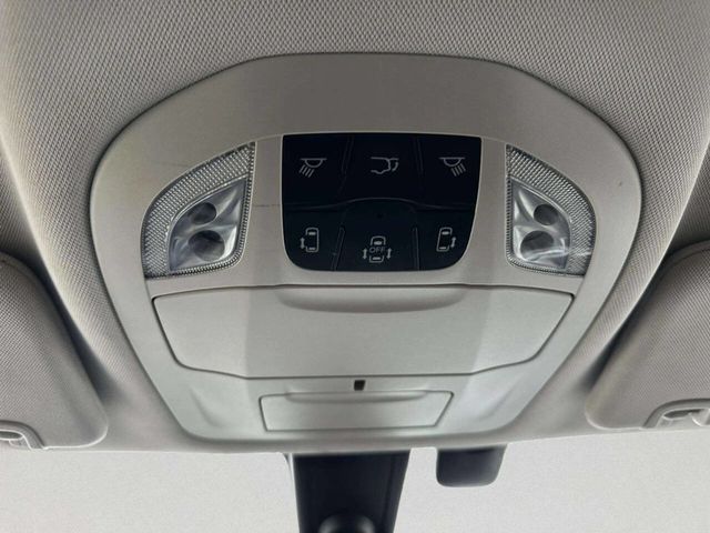 2017 Chrysler Pacifica Touring-L 4dr Wagon - 23012858 - 31