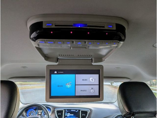 2017 Chrysler Pacifica Touring-L 4dr Wagon - 22959076 - 15