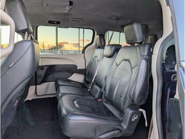 2017 Chrysler Pacifica Touring-L 4dr Wagon - 22959076 - 16