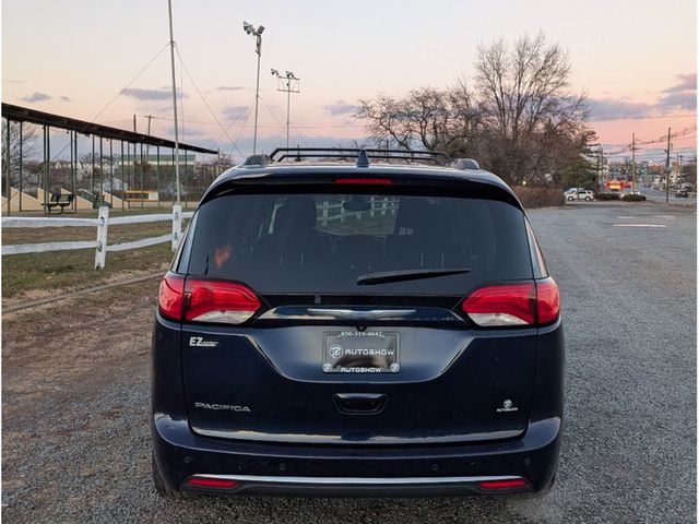 2017 Chrysler Pacifica Touring-L 4dr Wagon - 22959076 - 5