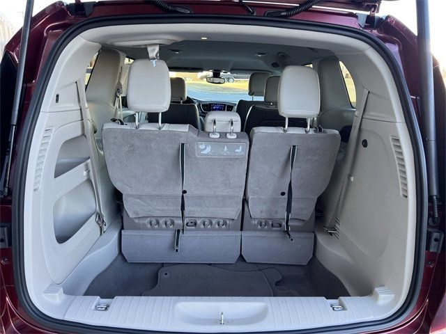 2017 Chrysler Pacifica Touring-L 4dr Wagon - 22953761 - 13