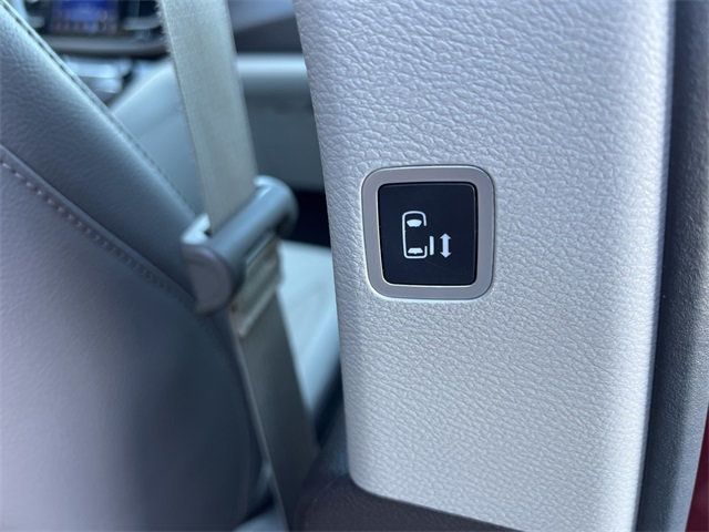 2017 Chrysler Pacifica Touring-L 4dr Wagon - 22953761 - 17