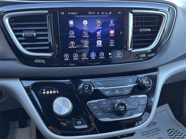 2017 Chrysler Pacifica Touring-L 4dr Wagon - 22953761 - 25