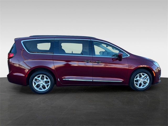 2017 Chrysler Pacifica Touring-L 4dr Wagon - 22953761 - 5