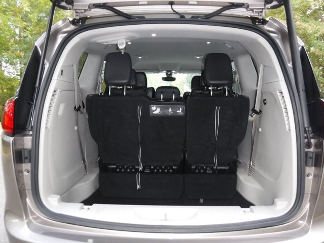 2017 Chrysler Pacifica Touring-L 4dr Wagon - 22929930 - 14