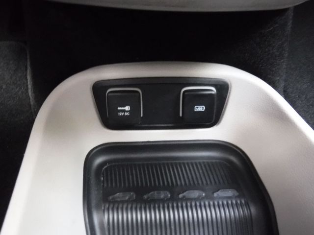 2017 Chrysler Pacifica Touring-L 4dr Wagon - 22929930 - 19