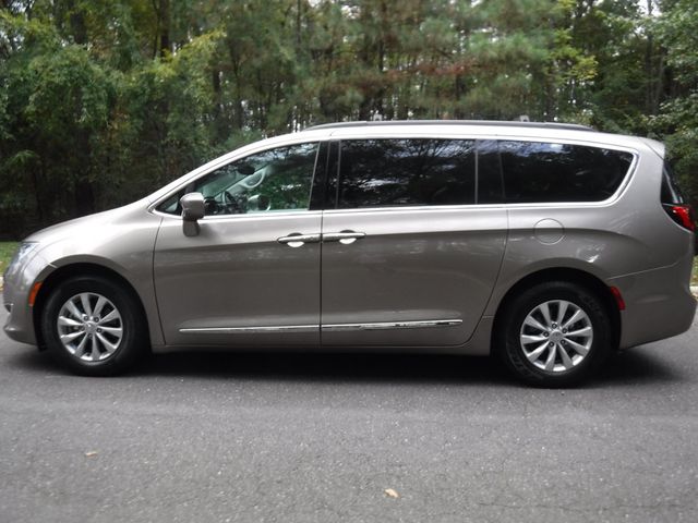 2017 Chrysler Pacifica Touring-L 4dr Wagon - 22929930 - 7