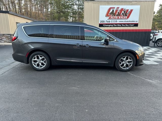 2017 Chrysler Pacifica Touring-L 4dr Wagon - 22737227 - 1