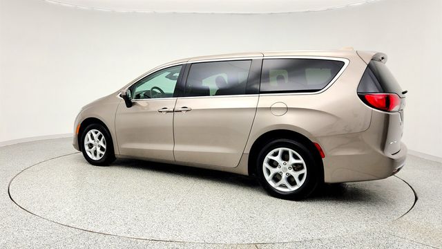 2017 Chrysler Pacifica Touring-L 4dr Wagon - 22971695 - 6