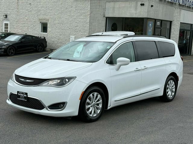 2017 Chrysler Pacifica Touring-L 4dr Wagon - 23020177 - 13
