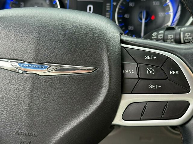 2017 Chrysler Pacifica Touring-L 4dr Wagon - 23020177 - 25
